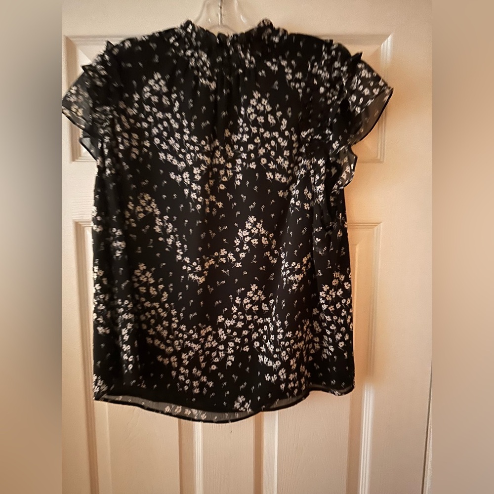 CeCe Black Floral Short Sleeve Blouse